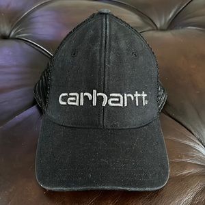 Carhartt black trucker hat